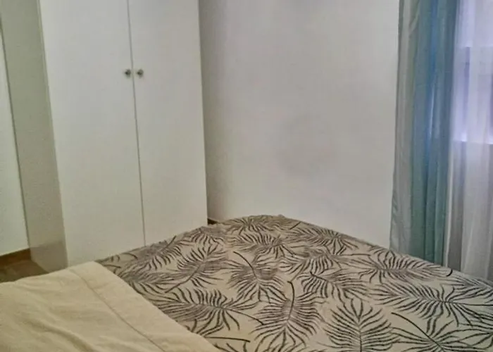 Marques-home 4 Bedrooms 2 Banos-terraza-terrace Apartment *